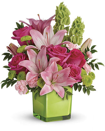 Teleflora's In Love With Lime Bouquet - Deluxe