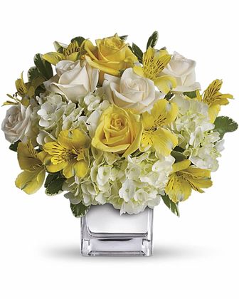 Teleflora's Sweetest Sunrise Bouquet - Deluxe